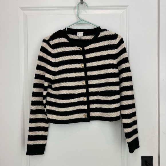 A New Day Ribbed Cuff Button-Front Cardigan - Picture 2 of 3